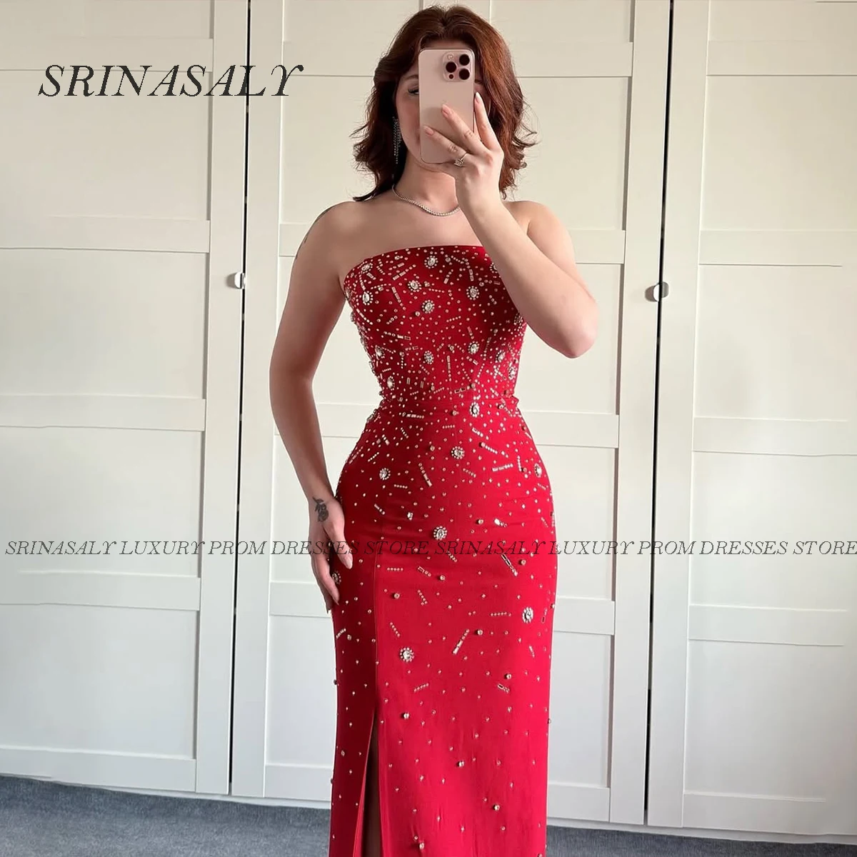 Maßgeschneiderte Glitzer-Diamanten, lange Meerjungfrau-Abschlussballkleider für schwarze Mädchen, Kristallperlen, trägerloses, ärmelloses Abendkleid, Robe