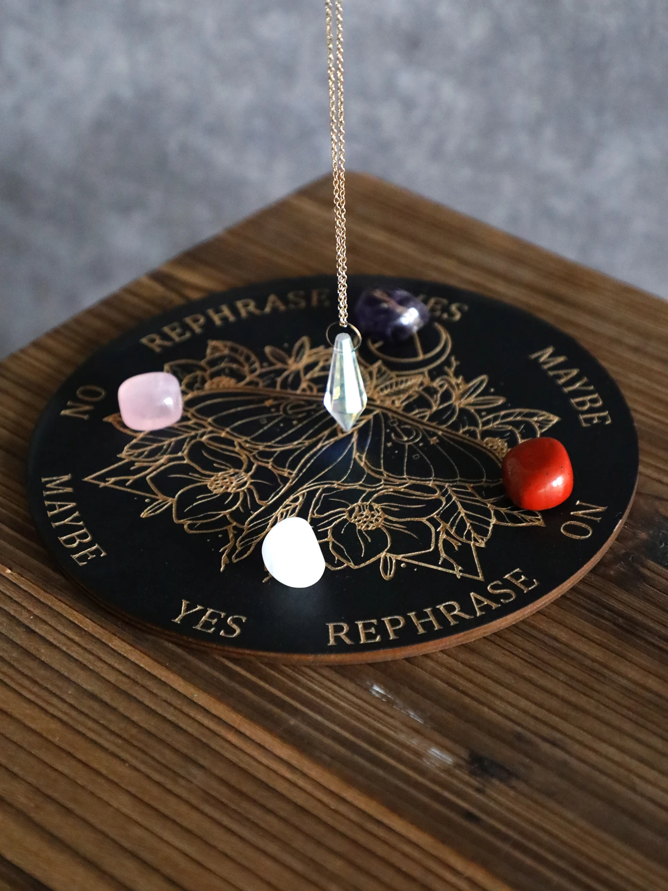 1Pc Wooden Tarot Card Divination Board – 7.87 Inch Butterfly Design Pendulum Board for Witchcraft, Dowsing, Spiritual Guidance