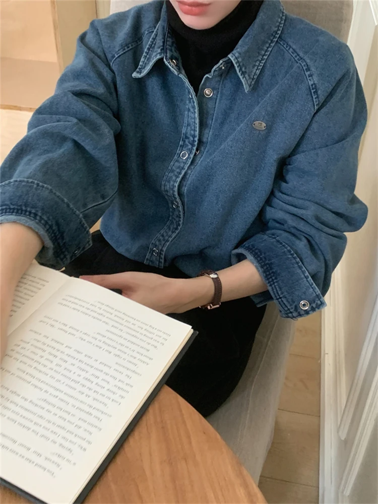 Colorfaith 여성용 용수철 여름 블라우스, 데님 셔츠, 빈티지 및 우아함, 와일드 오피스 레이디, 한국 패션, BL10262, 2024 신상