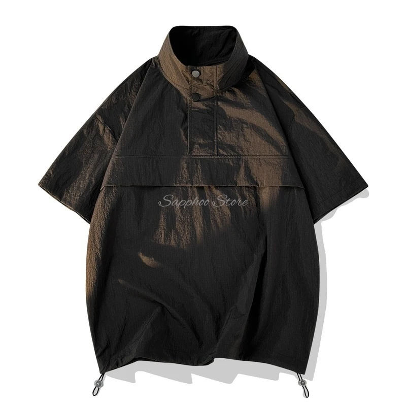 2026 قمصان كولا كبيرة وطويلة للرجال بلون سادة بأكمام قصيرة تي شيرت صيفي خفيف وقابل للتنفس قميص رجالي غير رسمي