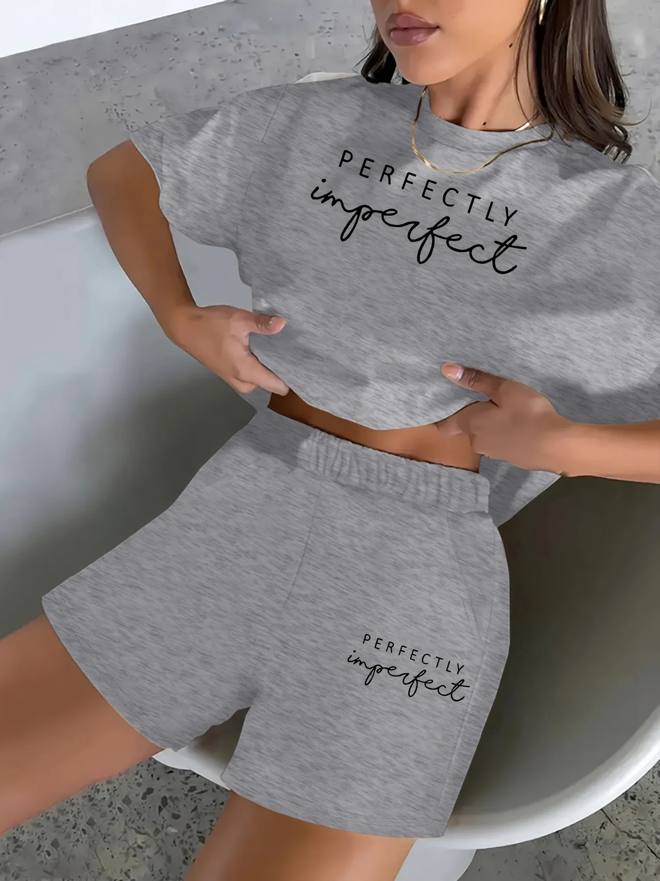2026 Summer Popular Street Casual Fashionable and Comfortable 3D Letter Pattern Printed Women's Short-Sleeved Suit