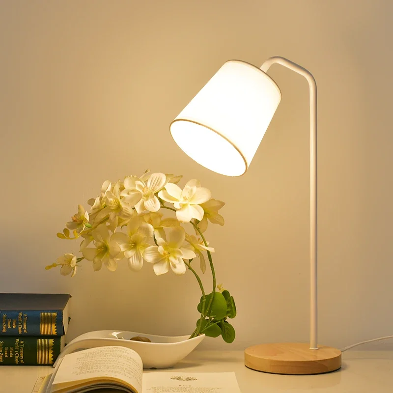 Desk reading desk lamp learning special eye protection lamp student dormitory plug-in simple modern bedroom bedside lamp