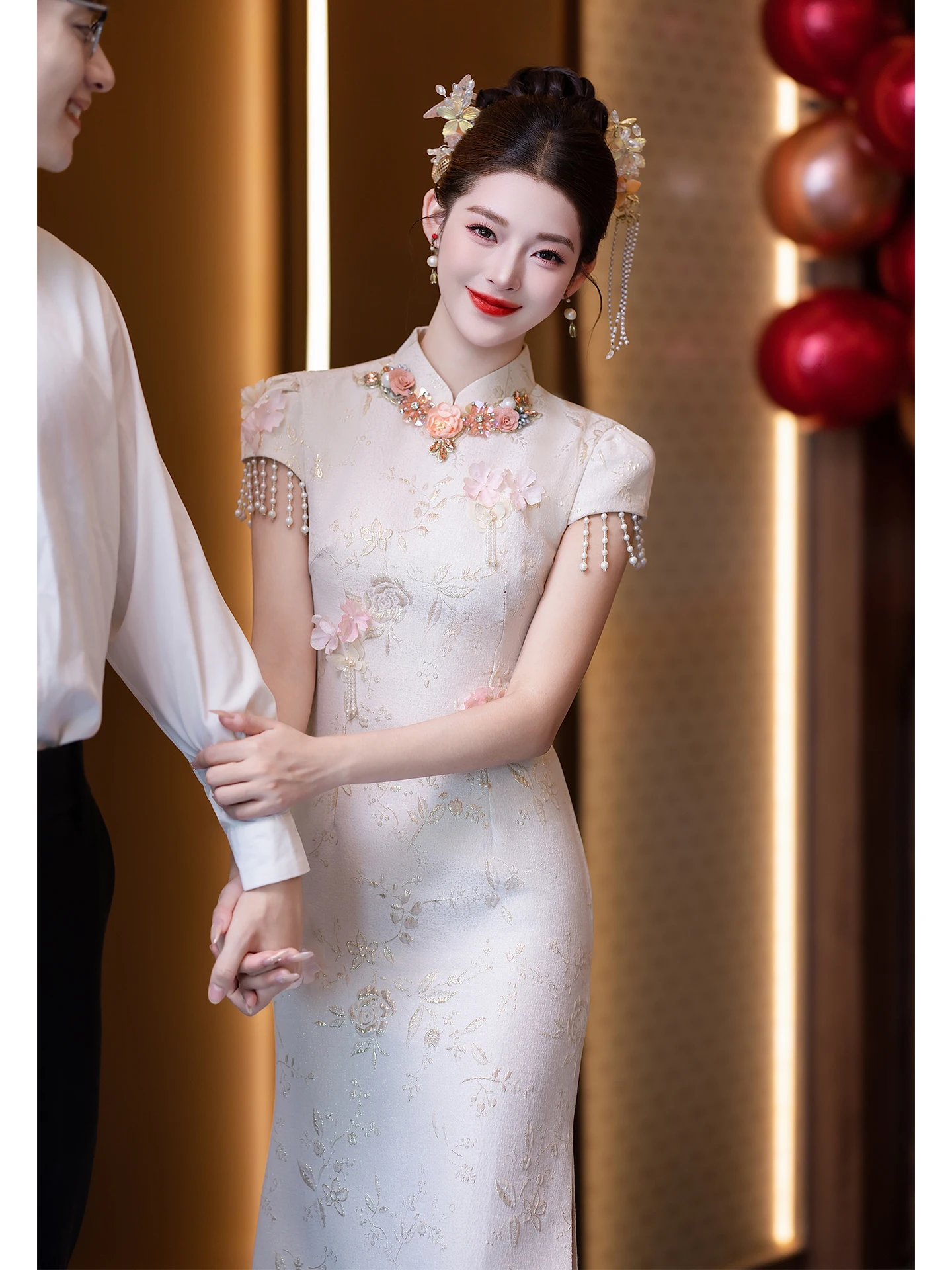 

Elegant Slimming Chinese Style Wedding Dress New Chinese Style Engagement Party Frock Ball Gown Long Sleeve Polyester Fabric