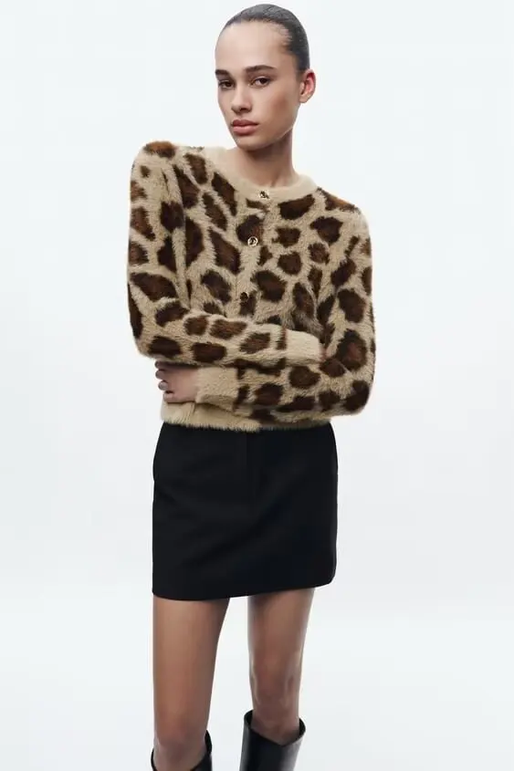 Sweater 2024 Winter New Product Women's Jacquard Artificial Fur Effect Haima Hair Leopard Pattern Knitted Cardigan Coat