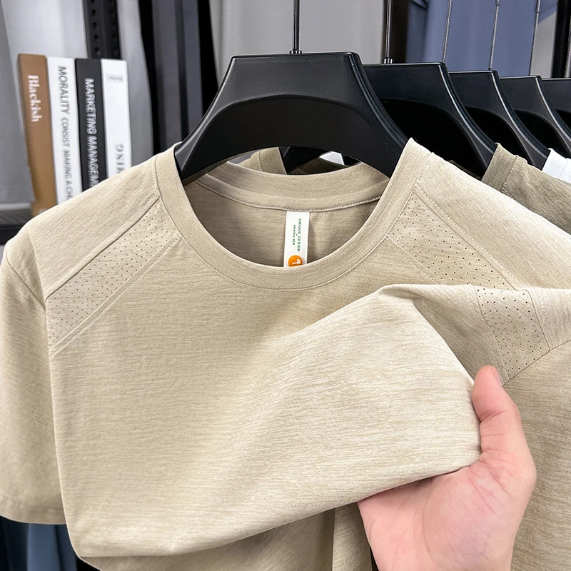 Light luxury men's short sleeve T-shirt round neck new solid color comfort breathable high-end summer casual sports fashion top