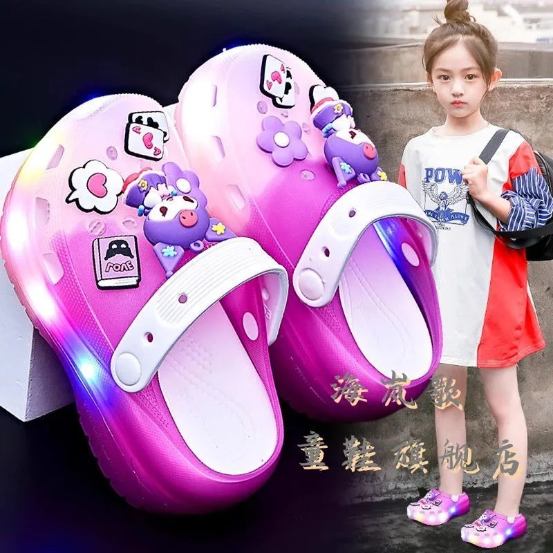 

Kuromi аниме Kawaii Sanrio Ins, повседневные сандалии для маленьких девочек и мальчиков, лето 2021, милые домашние тапочки на мягкой подошве, подарки, игрушки