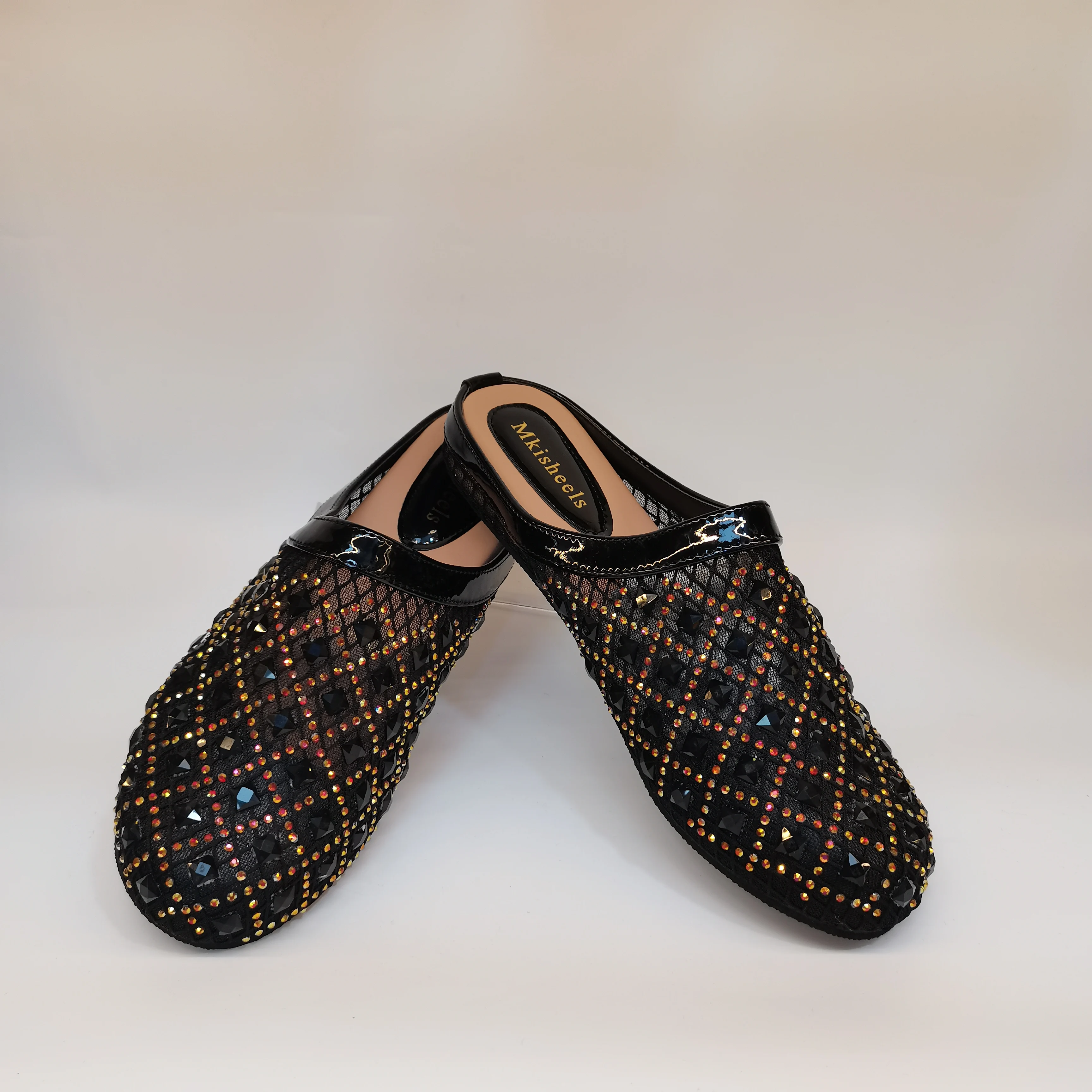

Элегантные женские туфли на плоской подошве со стразами, модные удобные вечерние тапочки, новейший дизайн, нигерийские получешки черного цвета