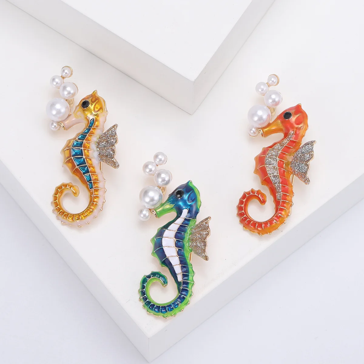 Fashion Cartoon Enamel Hippocampus Brooch Sea Animals Pins