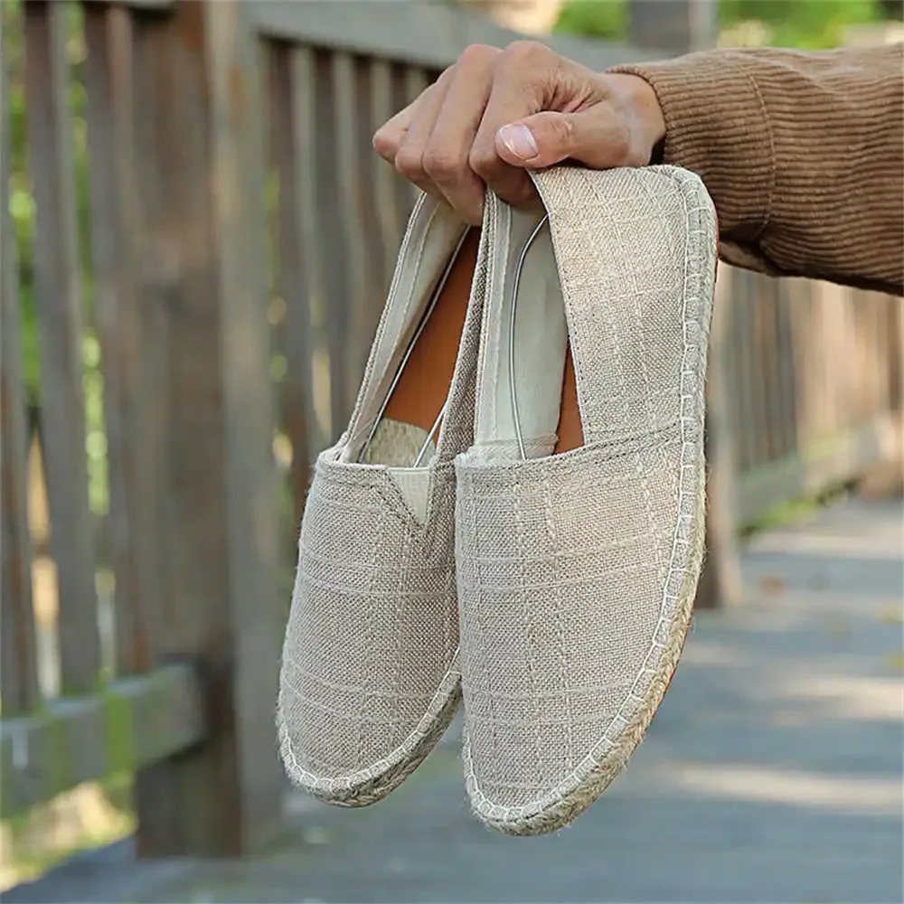 

Нескользящие мужские кроссовки 36–39, специальный размер 50, повседневная роскошная обувь, VIP-дешевые теннисные спортивные кроссовки 2025 года, уличные импортеры, Sapato Trend