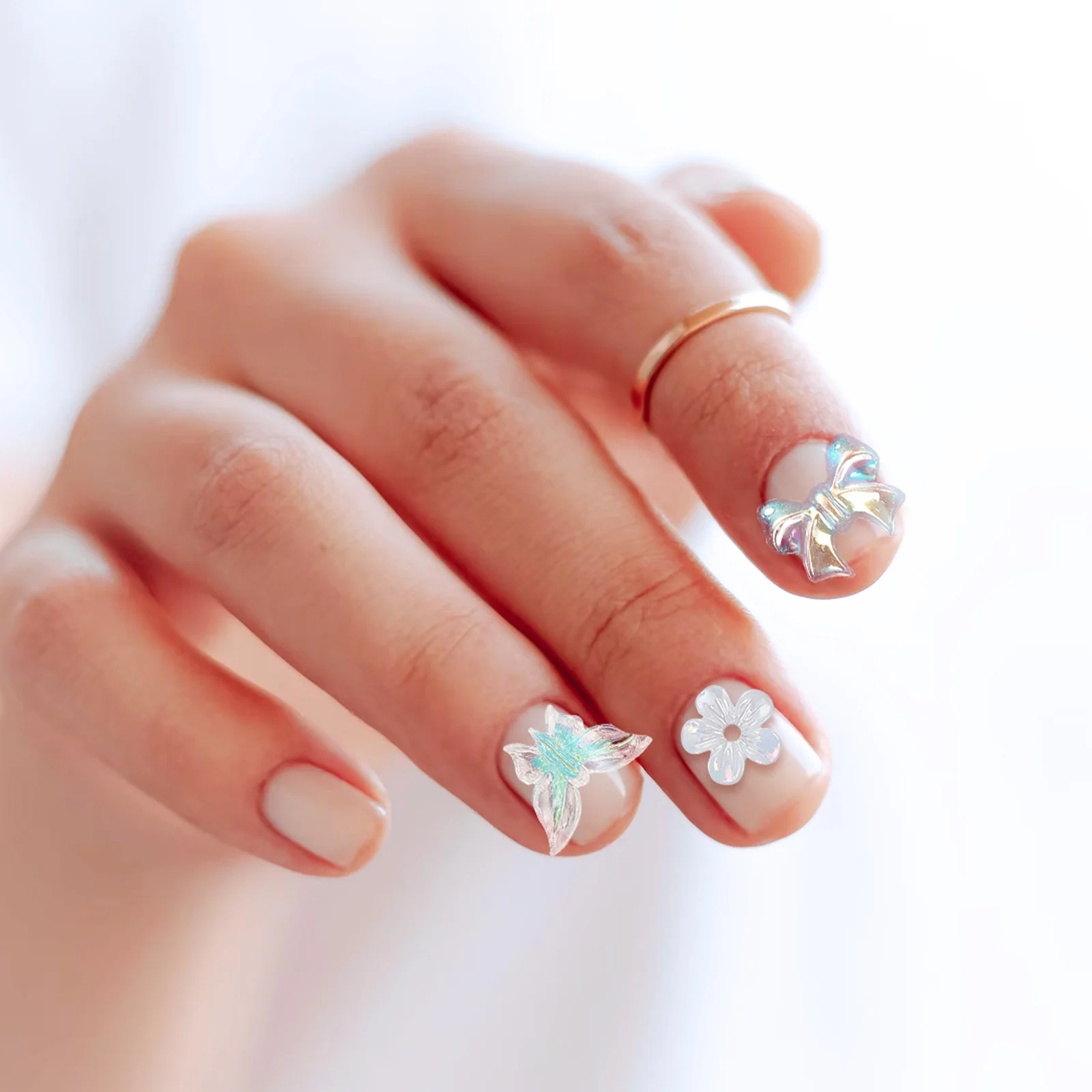 

1 Box Nail Art Bow Flower Charms Resin DIY Patches for Nail Salon Accessory Chic Manicure Decorations Daily Party Wear