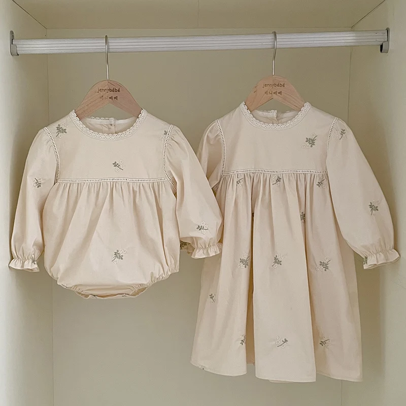 Family Sister Matching Dress Outfit Baby Girls Clothes Sisters Dress Embroidered Hollow Girl Dress Baby Romper Princess Dresses