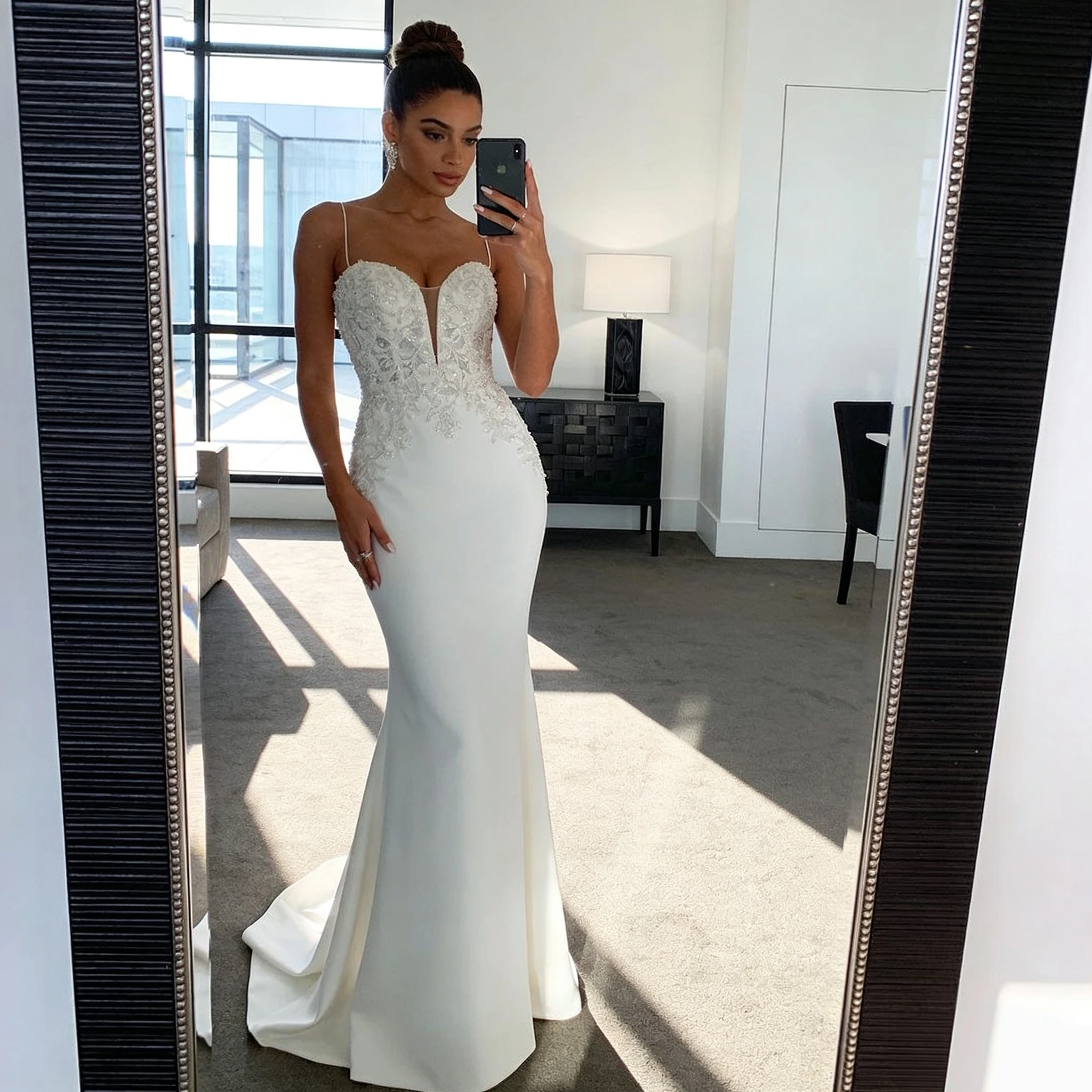 Elegant Mermaid Wedding Dress 2026 Spaghetti Straps Lace Appliques Bodice Satin Bridal Gowns Sexy Backless Vestido De Novia