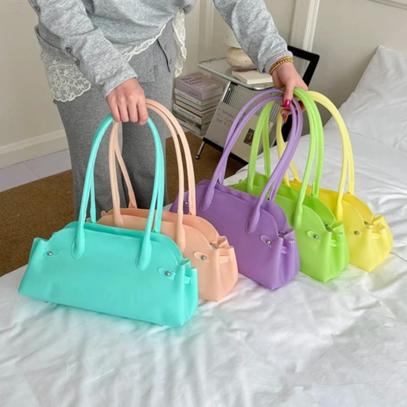 Women's PVC Solid Color Short - огляд і ціна Luxury Bags Coach