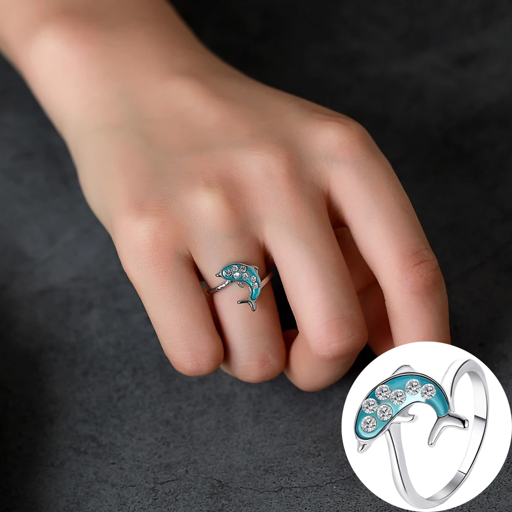 Rhinestone Dolphin Rings for Women Elegant Cubic Zirconia Geometric Crystal Blue Fish Shaped Couple Rings Fine Jewelry Gift