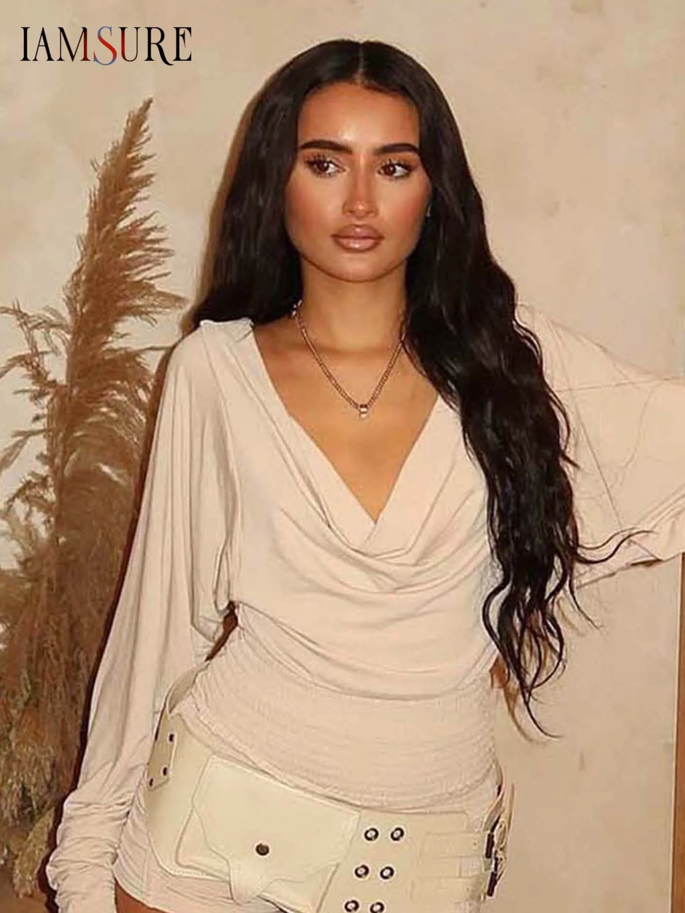 

IAMSURE Casual Folds Bandage T Shirt Sexy Solid Backless Long Sleeve Tees Women 2025 Autumn Spring Fashion Streetwear Ladies