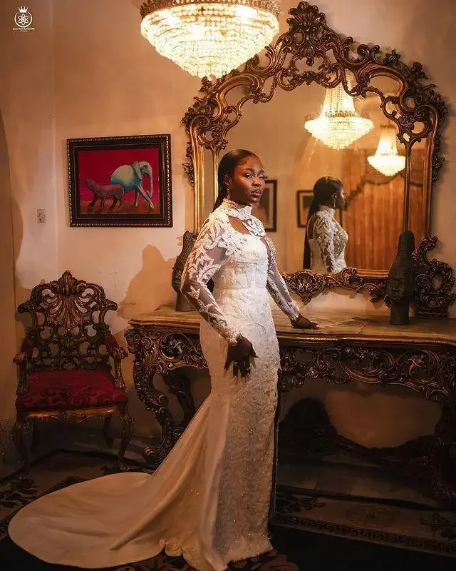 Customized Crystals African Mermaid Wedding Dress With Long Sleeves Lace Appliques Beaded 2024 Vintage Bridal Gowns Sexy Side Sl