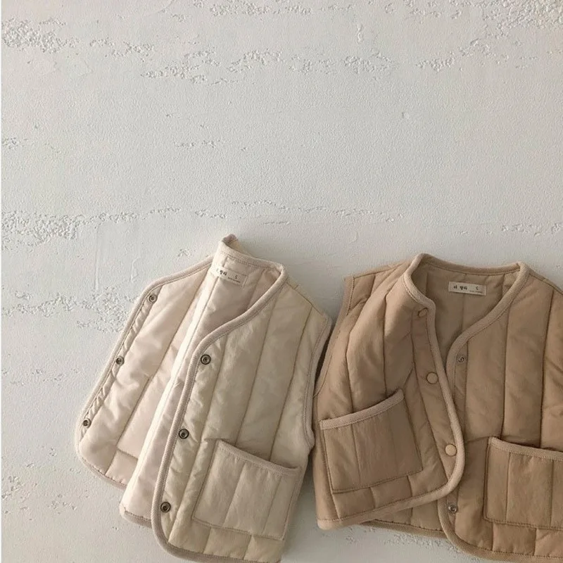 

2025 Winter New Baby Sleeveless Warm Vest Solid Infant Girls Fleece Vest Cardigan Plus Velvet Thick Toddler Vintage Warm Jacket