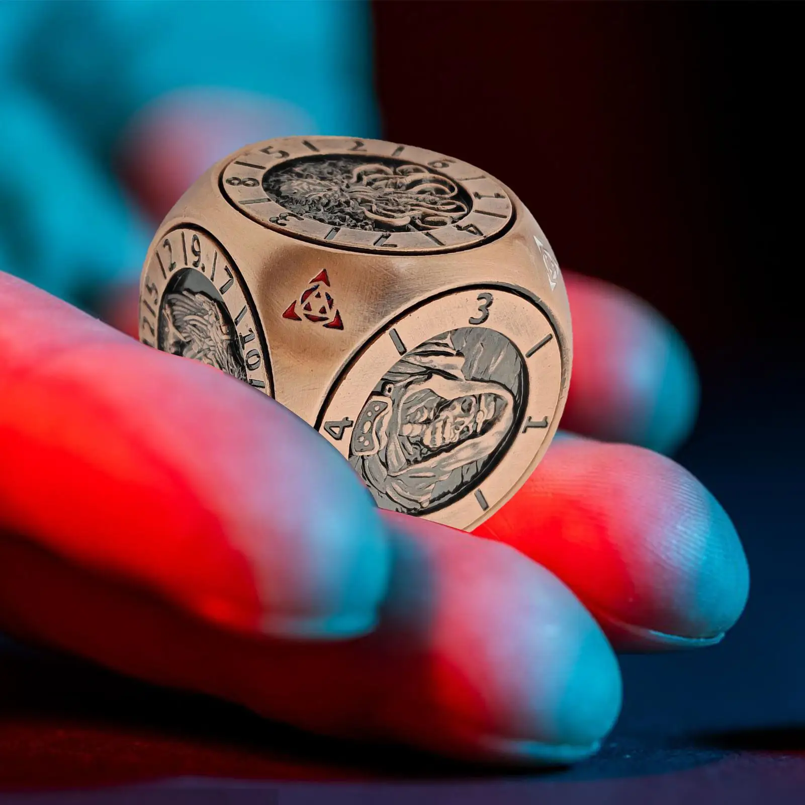 

Набор металлических спиннеров для игральных костей с 6-сторонними портативными принадлежностями для сбора для соревнований, развлечений, бара для отдыха, семьи