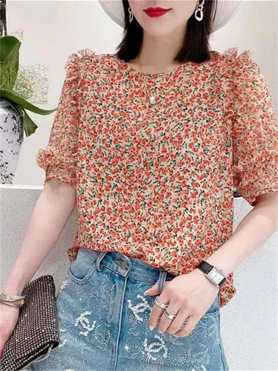 

Woman Summer Style Blouses Tops Lady Casual Short Lantern Sleeve O-Neck Simple Style Flower Printed blusas Tops DF4482