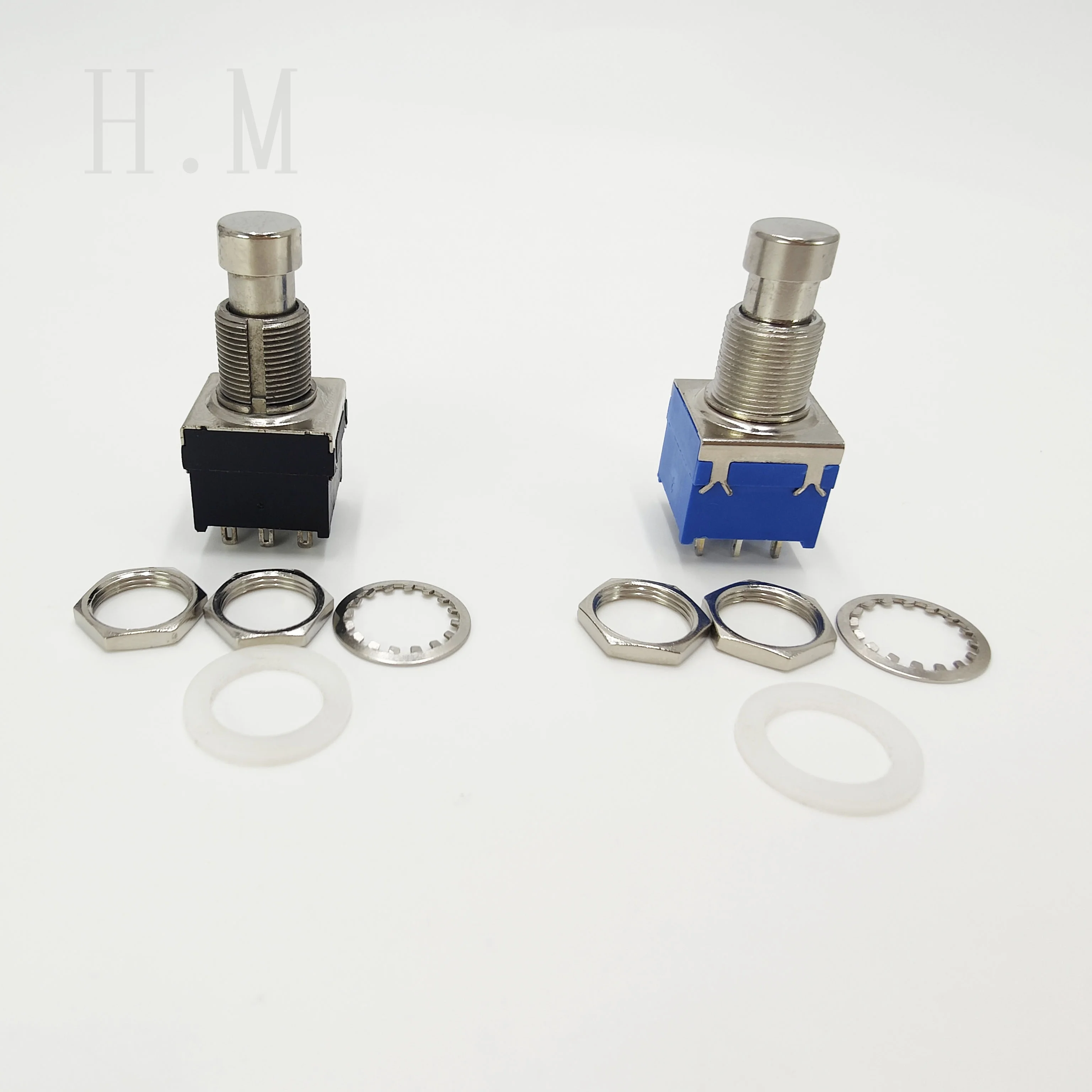 1PCS Guitar Effect Pedal 3PDT Footswitch 9 Pin Latching Stomp Push Button Foot Switch True Bypass Solder Lugs