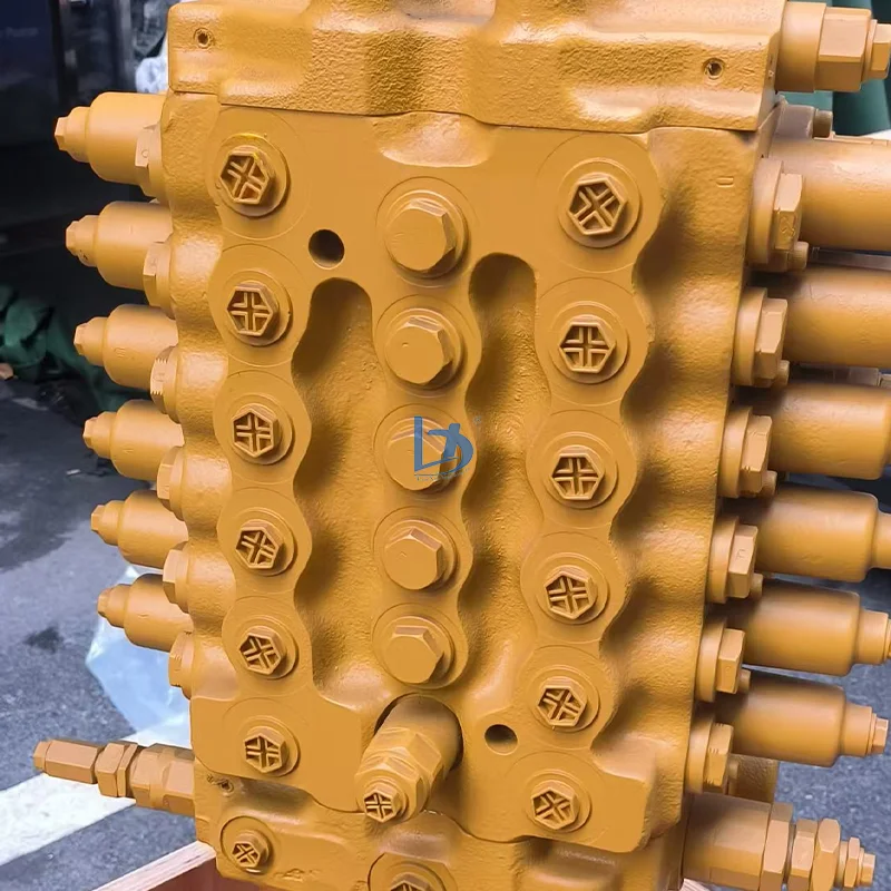 Hydraulic Parts Hydraulic Parts Main Control Valve 7233611110 Distribution Valve Assembly for PC120-6 Exacator
