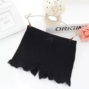 Eine sexy Größe nähen Spitze sexy Shorts kurze Hosen Frauen Sicherheitshosen für Kleiderhöre Rockshorts weibliche atmungsaktive Shorts 6 Hauptverkäufe Kurzrockhips - №1