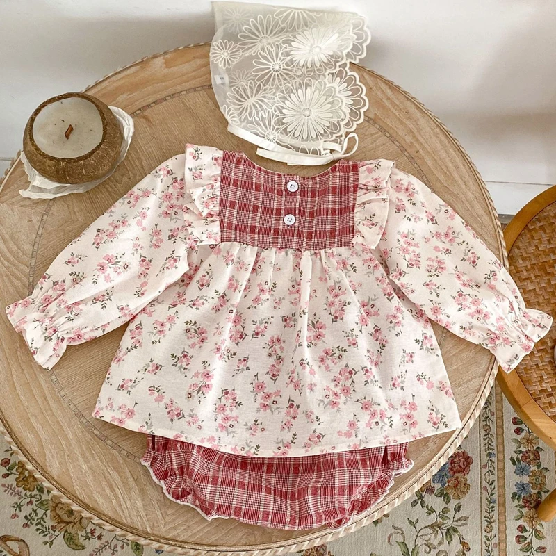 Autumn new baby clothing, 0-5 year old female baby, floral long sleeved set 2-piece set, a must-have for sweet and cute children