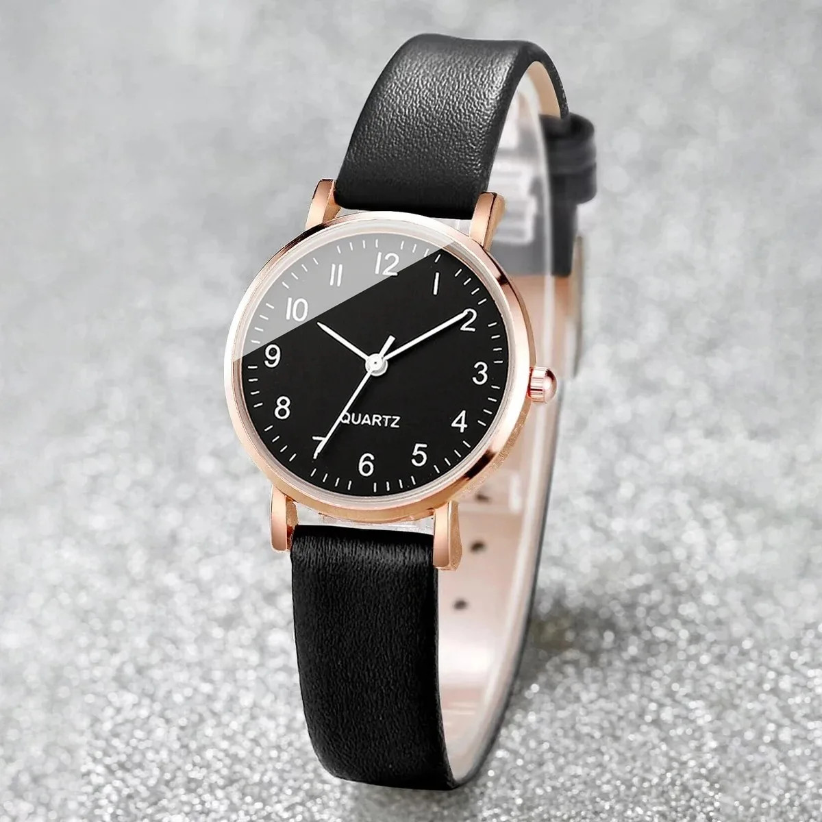 Women's Simple Leather Strap Quartz Watch, Gift