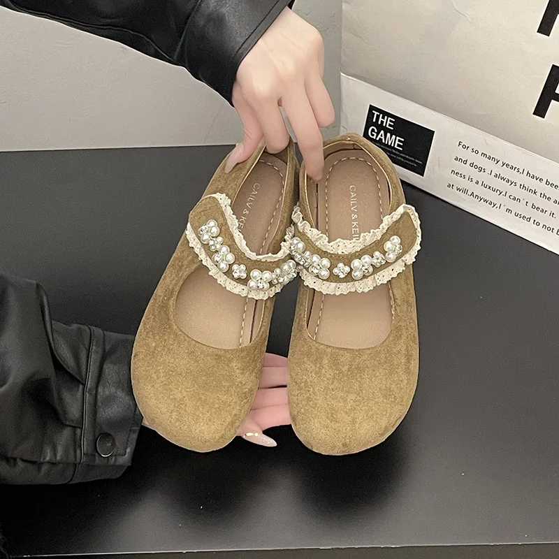 

Mary Jane Single Shoes Women 2026 New Spring and Summer New Pearl Shallow Mouth Evening Breeze with Skirt Soft Soled Bean Shoes