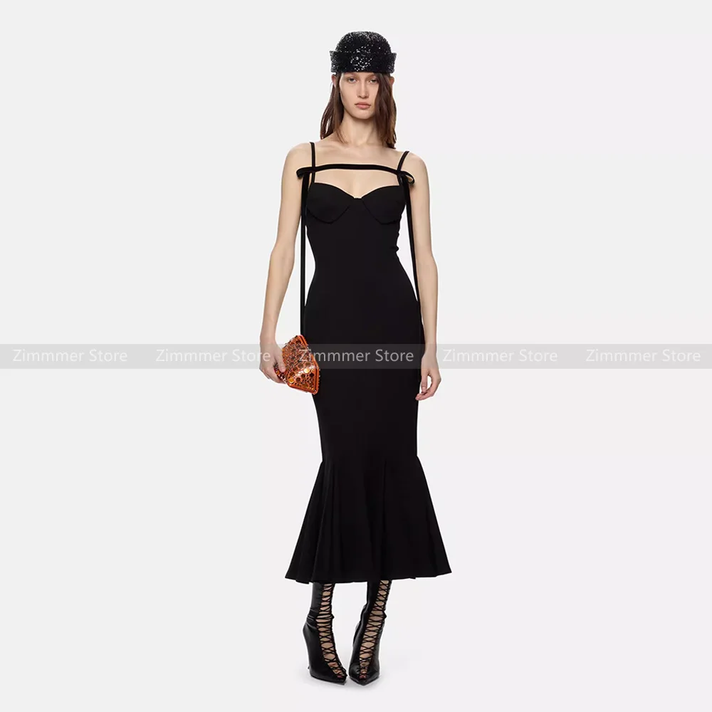 

Europe and the United States cool Za temperament spicy girl niche senior design sense halter dress Slim thin fishtail dresses