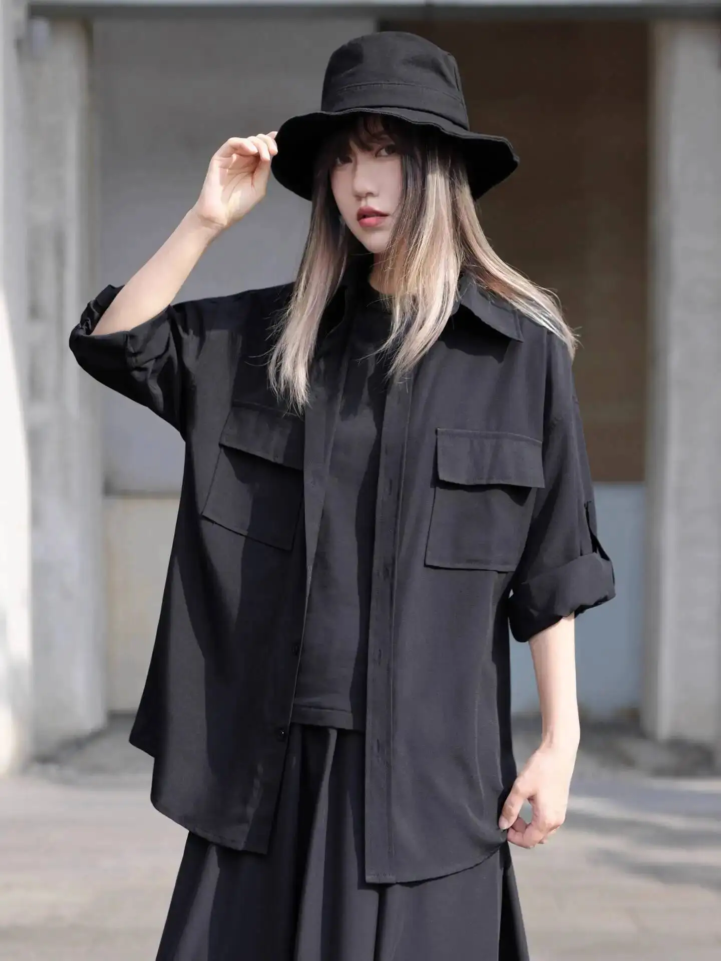 Women Shirts Summer New Style Japanese Vintage Black Short Sleeve Shirt Women's Loose Fit Student Shirt Pure Black Top