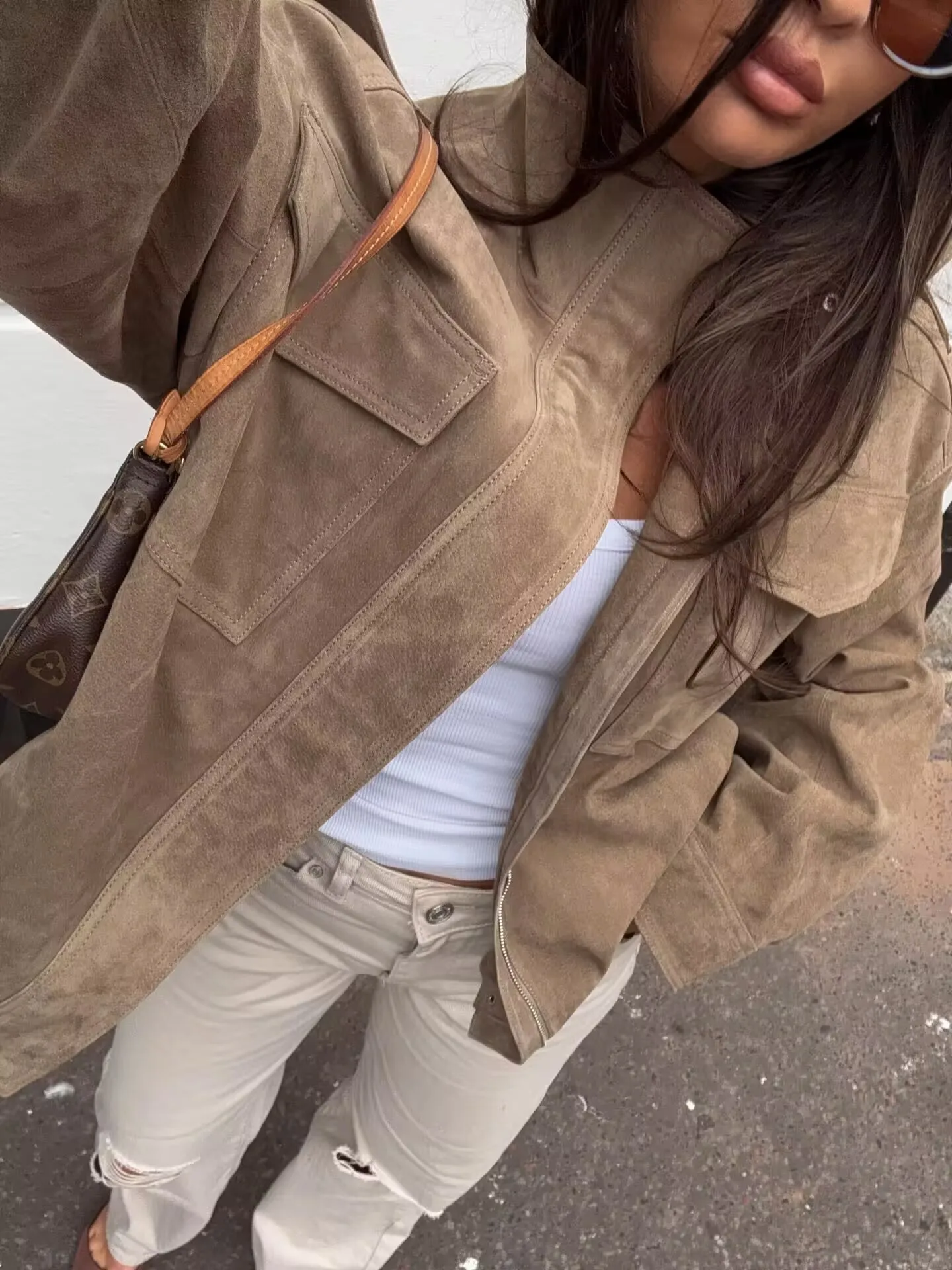 

Women Stand Collar Suede Jacket Fashion Chic Zipper Pocket Loose Outerwear Tops Lady Autumn New Casual Highstreet Cargo Coats