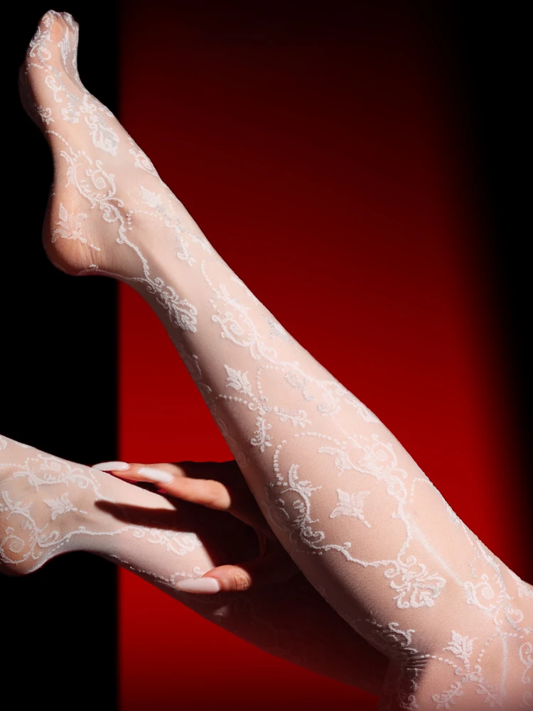 Belamimi Women's 3D Two-Color Jacquard Slimming Silk Stockings High-Thigh Sexy Smooth Alluring Stockings