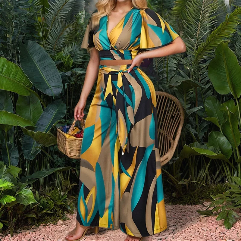 ชุดเซ็ท 2 ชิ้น สำหรับผู้หญิง เสื้อครอปแขนสั้น กางเกงขายาวทรงกว้าง ชุดลำลองเข้าชุดสำหรับฤดูร้อน รุ่น A09P