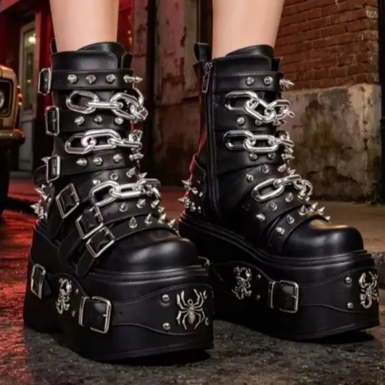 Spring 2026 Platform Punk Motorcycle Boots Studded Chain round Toe Buckle Short Fashion Sporty Casual Street Rock Boot