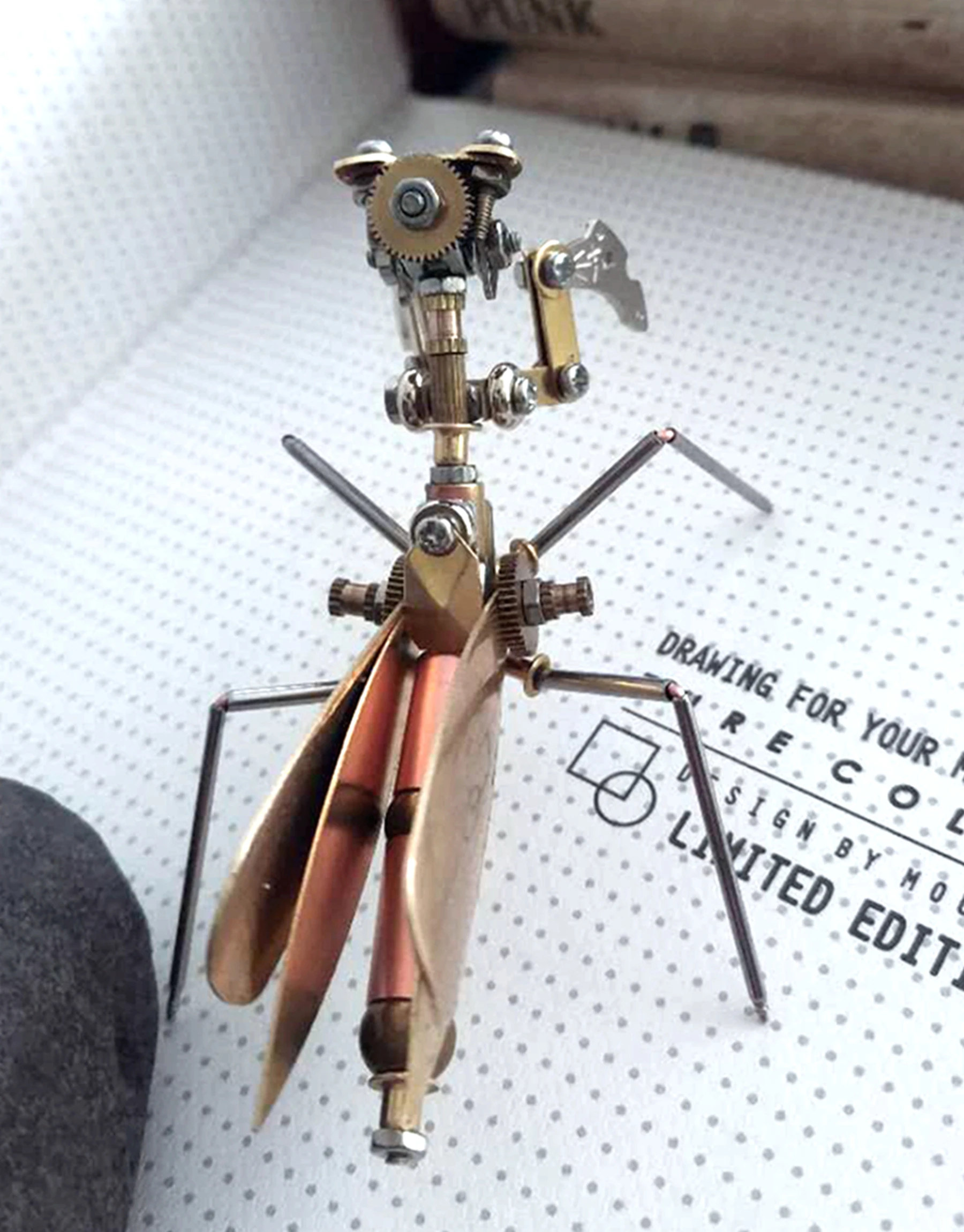 3D steampunk mechanical insect all-metal small mantis animal model handicraft living room decoration - Finished Product