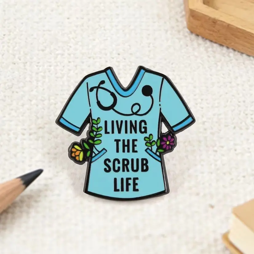 Living The Scrub Life Enamel Pin Medical Nurse Doctor Brooches Floral Stethoscope Badge Nursing Students Hospital Staff Gift Jew