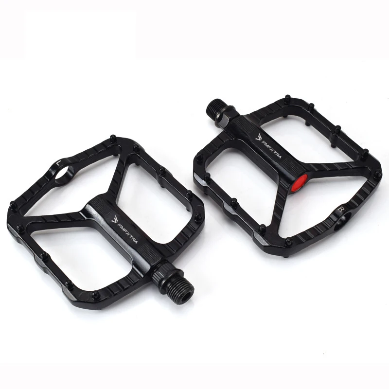 

Aluminum Off-Road Pedals: Dual DU Bearings, Extra Width & Superior Grip