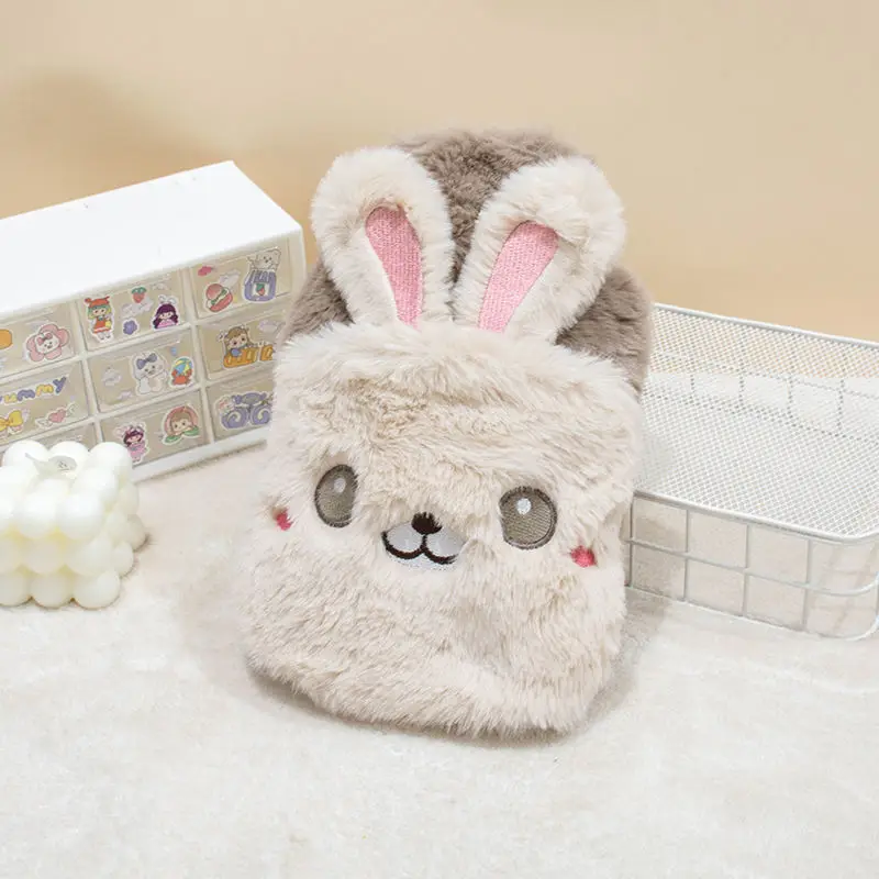 กระเป๋าน้ำร้อนตุ๊กตาการ์ตูนอุ่นท้อง พร้อมเติมน้ำได้ ความจุขนาดใหญ่ อุ่นสำหรับเด็ก นักเรียน ใช้ได้กับเท้าและมือ