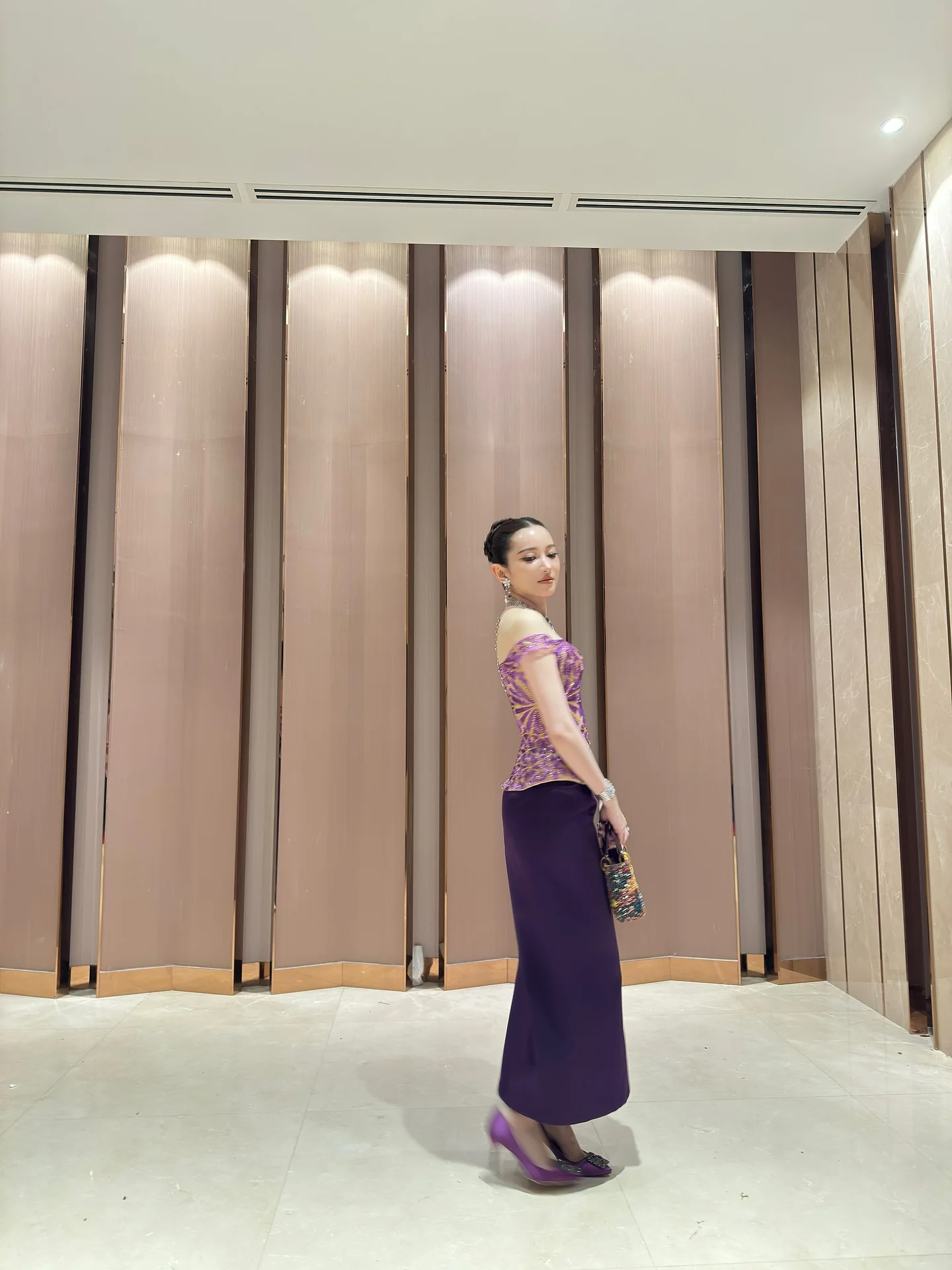 ディープパープル サテン フロアレングス ハイウエスト Aラインスカート エレガント イブニングドレス 夏のトレンド オフィス パーティーウェア サイドスリット