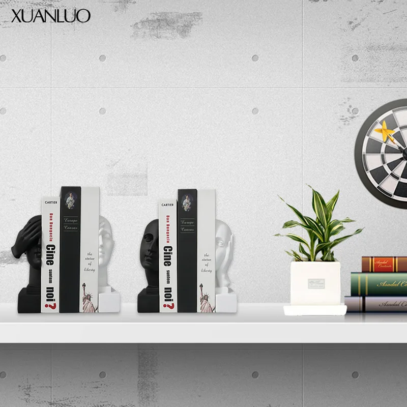 Chinese Minimalist Decorative Bookend for Living Room Wine Cabinet or Desk Surface Creative Book Holder Ornament