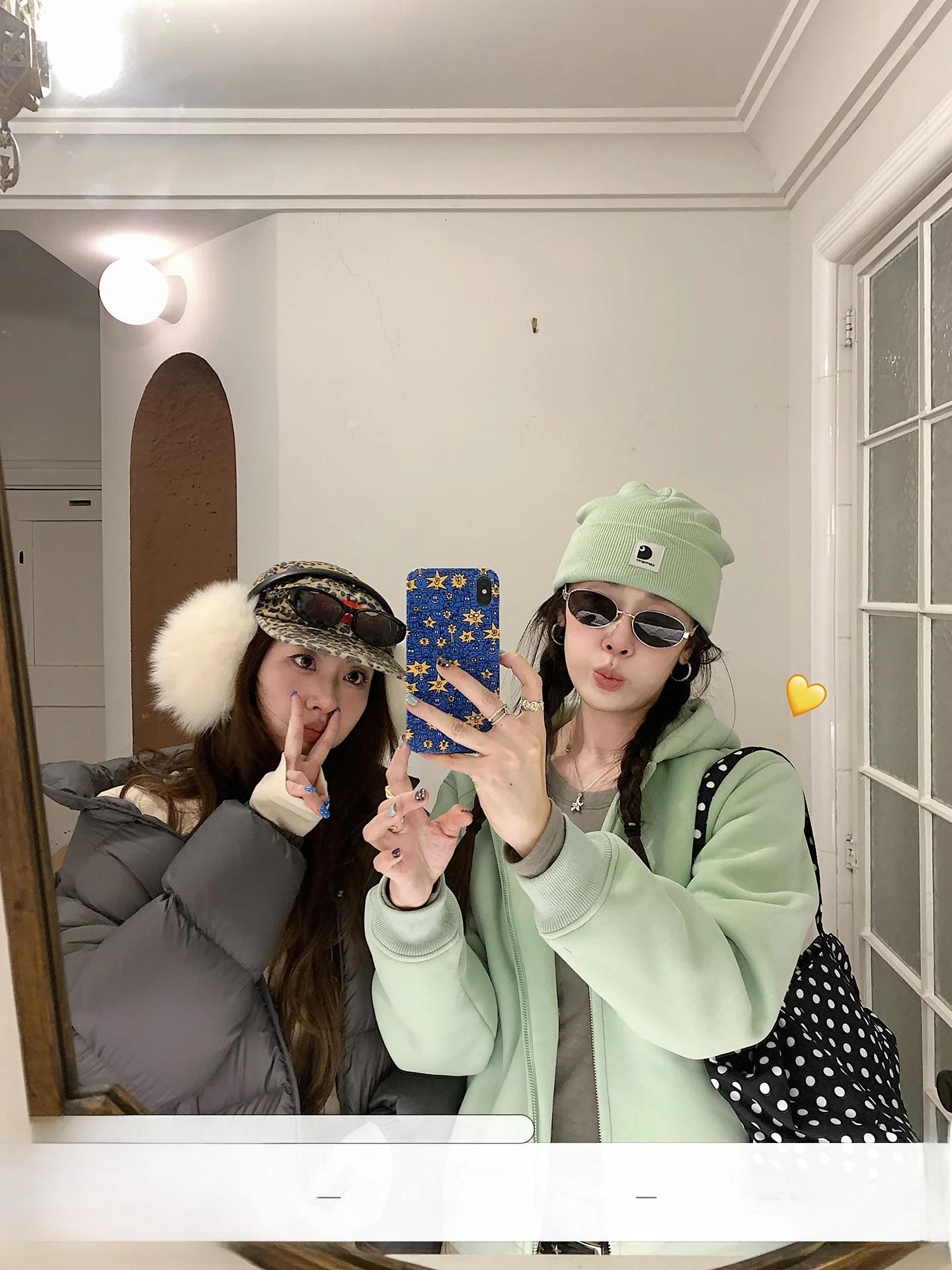 

Strawberry Jump Green Casual Sports Set Women's Winter Fleece Lined Hoodie Sweatpants Two Piece Set Ladies Fashion