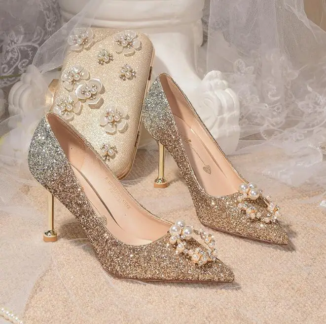 Glitter Rhinestones casamento sapatos Mulheres Bombas Cristal Dedo apontado Verão Senhora Sapatos cristal francês saltos altos Partido Prom Shoes