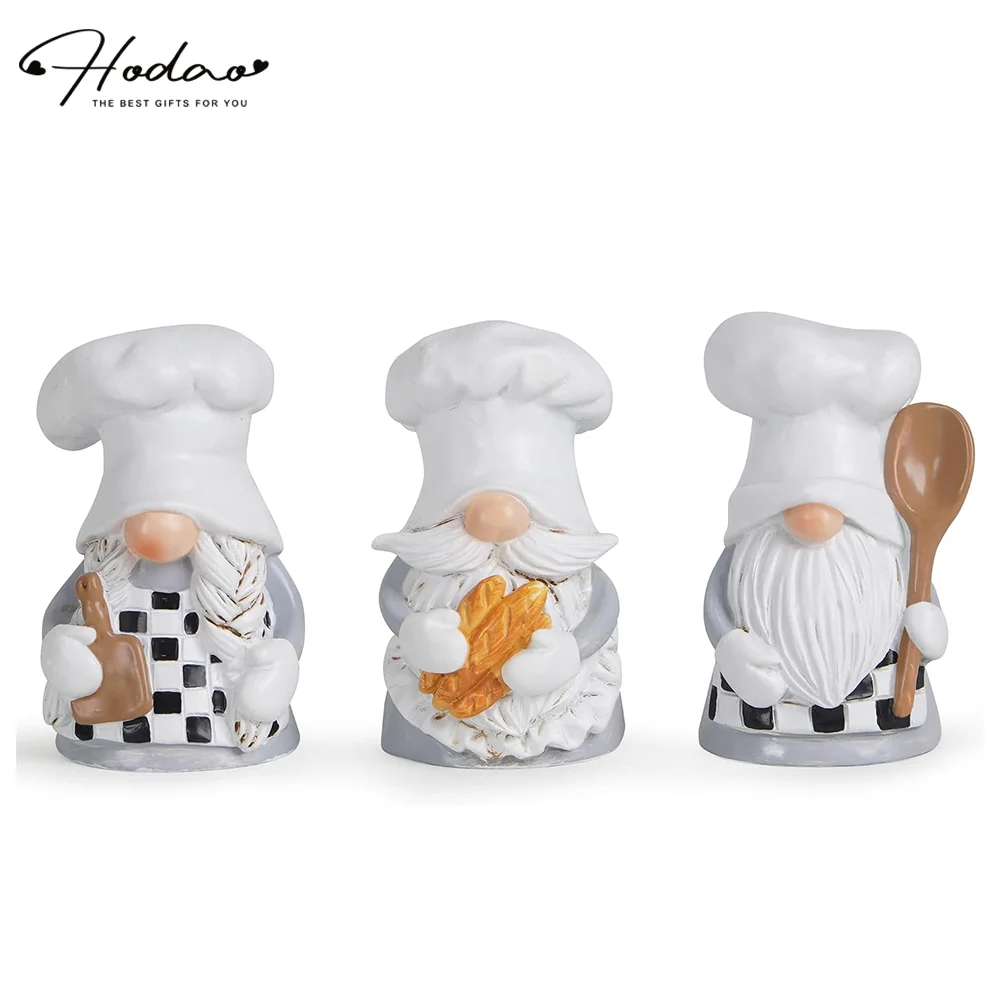 Hodao Resin Chef Gnome Figurine Set, 3-Piece Professional Chef Gnomes with White Hats, Checkered Aprons, Cutting Board, Baguette and Wooden Spoon, Collectible Kitchen Home Decoration for Counter Shelf Coffee Bar Dining Room, Gift for Baking Enthusiasts