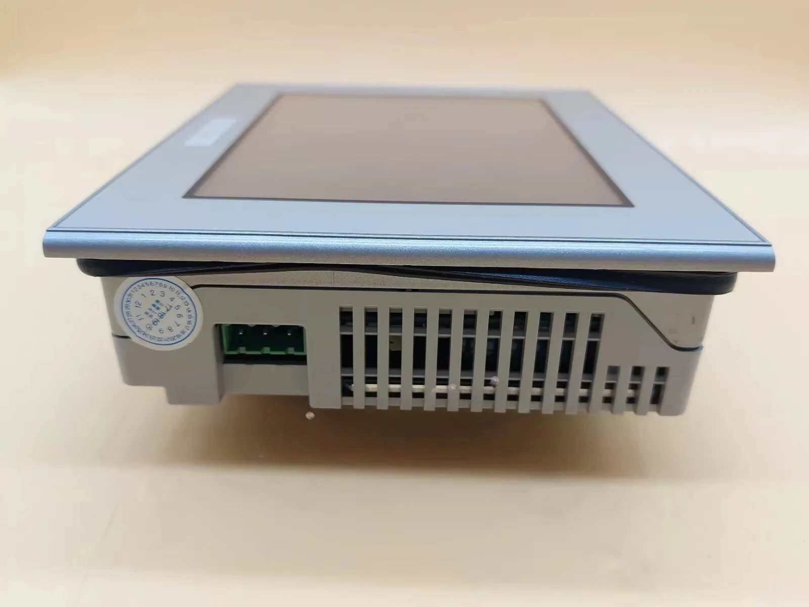 Proface Touchscreen AGP3301-T1-D24