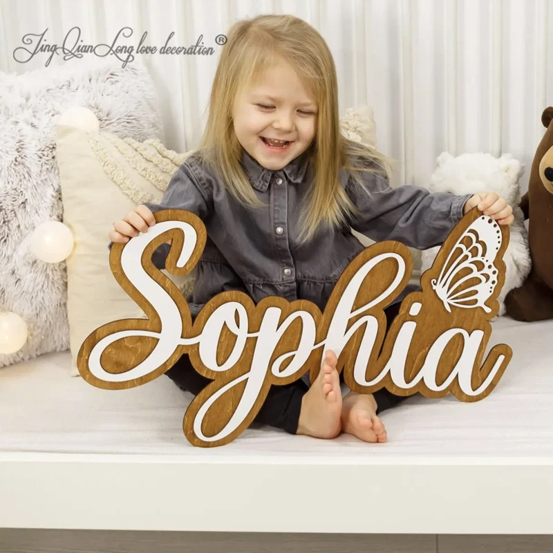 

Деревянная табличка с именем на заказ, персонализированный декор для детской, подарок на выписку/на рождение ребенка