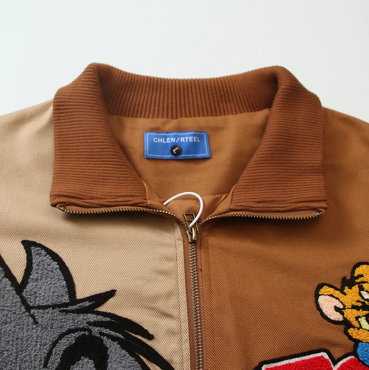 Amerykańska kurtka w stylu retro z haftem, kolorowymi blokami i klapami, unisex, luźny krój BF, casual