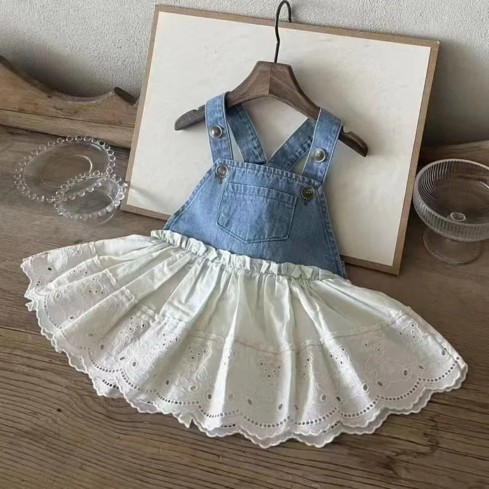 

Spring and Summer Infant Denim Splicing Bear Lace Strap Skirt Baby Girl Pocket One-piece Suspender Skirt