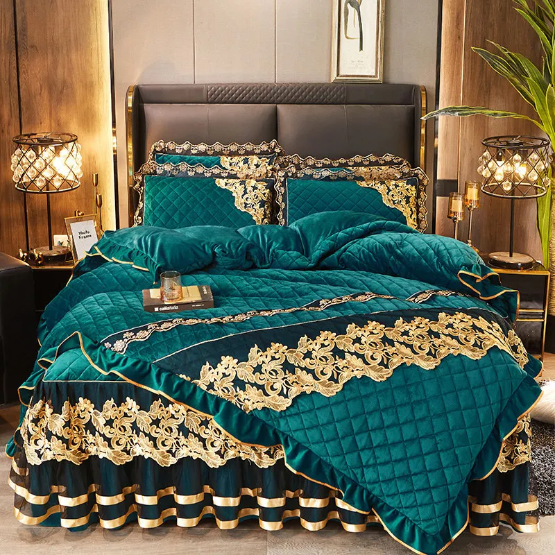 Thick Quilted Velvet Duvet Cover Set Double Bed Queen King Size Luxury Gold Embroidered Lace Quilt Cover 2 Pillowcases Soft 4pcs