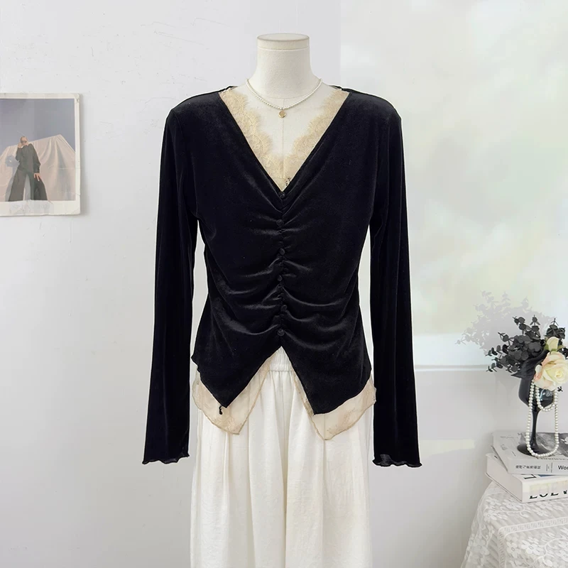Lace V-Neck Blouse for Women Korean Style Ruched Velvet Long Sleeves T-shirt Fall Winter Figure-Hugging Layering Tops
